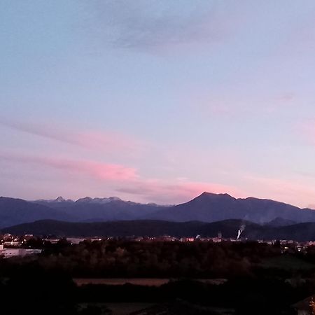 Pyrenees Vue Gite - Vues Fantastique, Parking Gratuit Sur Place & Piscine Saint Gaudens Luaran gambar