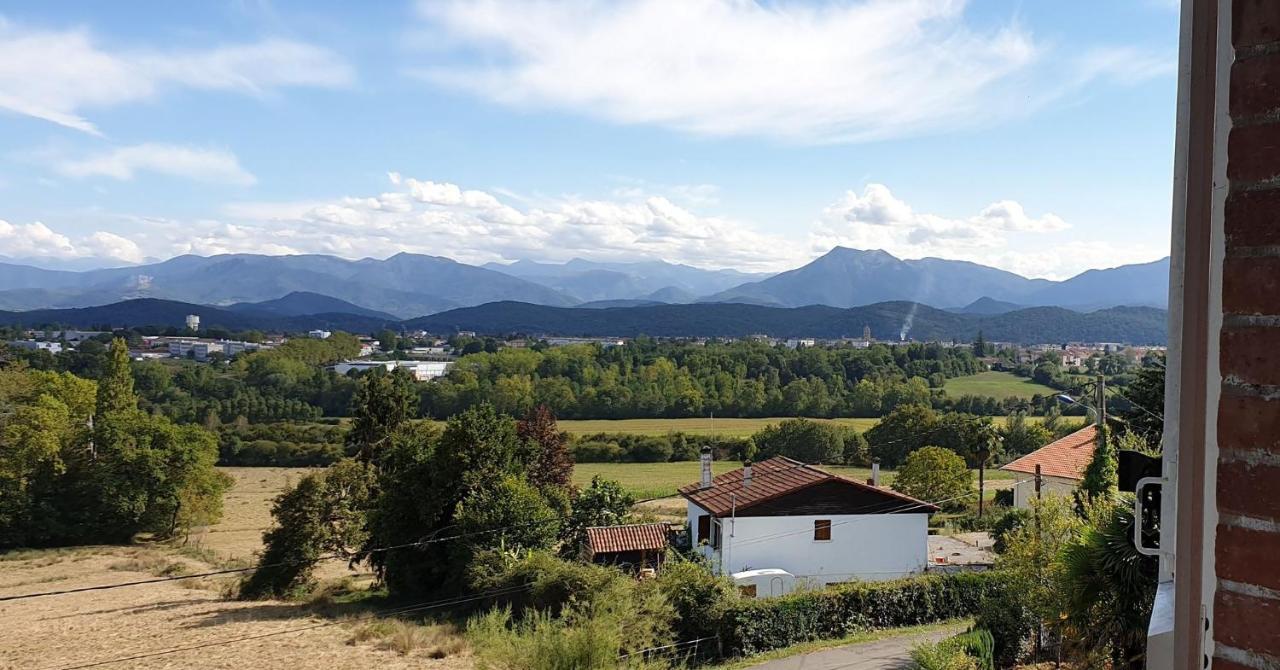 Pyrenees Vue Gite - Vues Fantastique, Parking Gratuit Sur Place & Piscine Saint Gaudens Luaran gambar