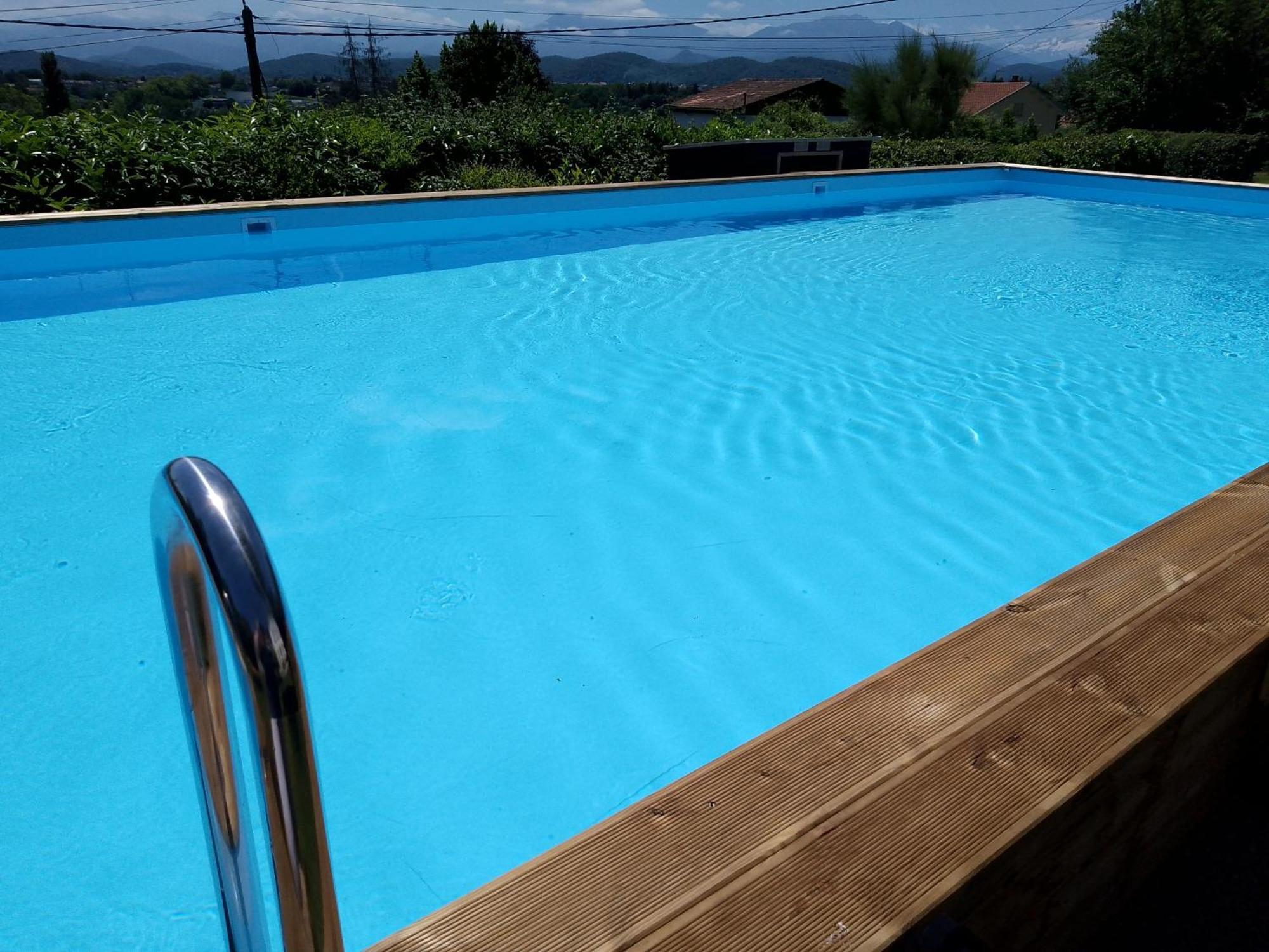 Pyrenees Vue Gite - Vues Fantastique, Parking Gratuit Sur Place & Piscine Saint Gaudens Luaran gambar