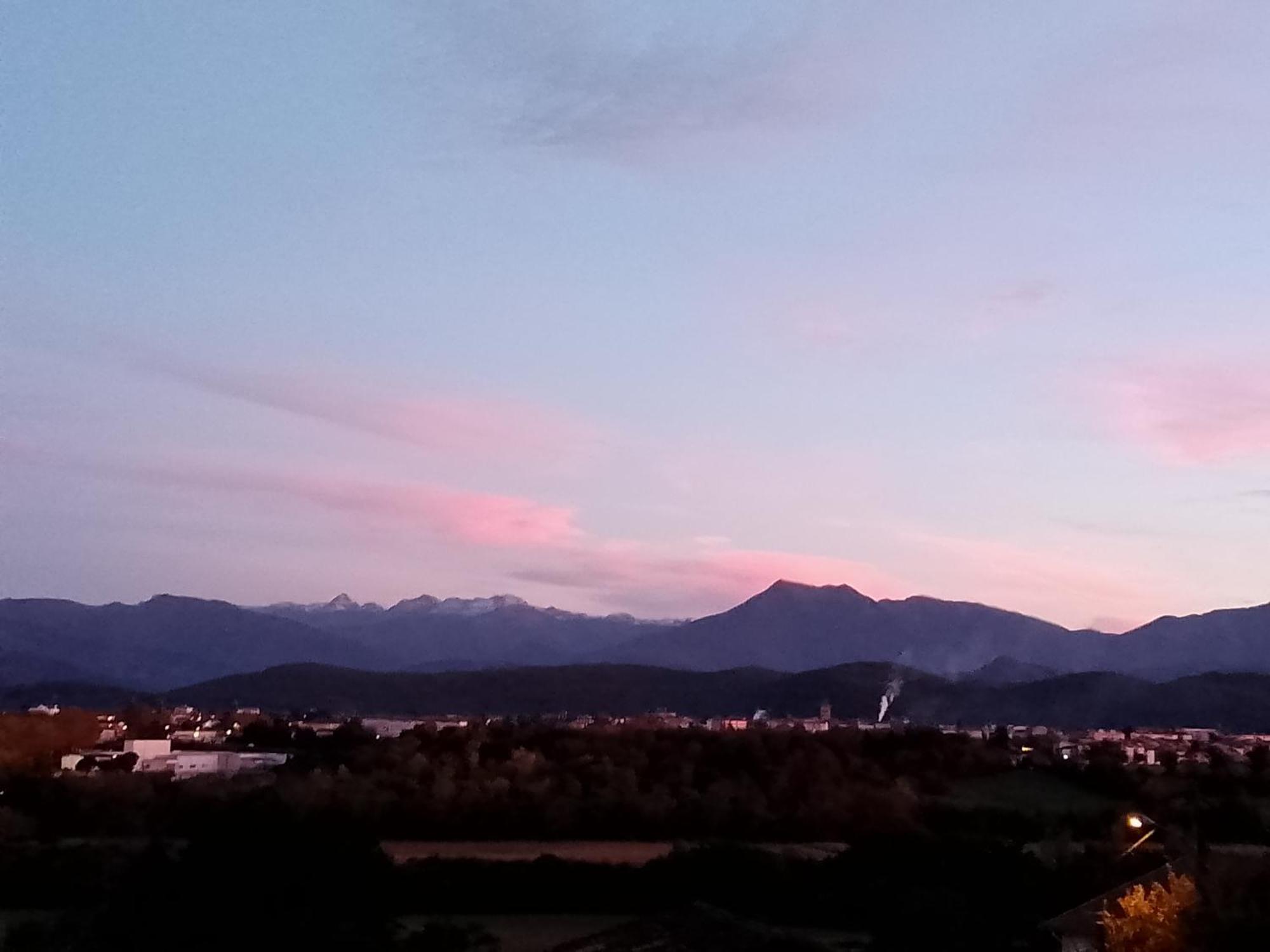 Pyrenees Vue Gite - Vues Fantastique, Parking Gratuit Sur Place & Piscine Saint Gaudens Luaran gambar